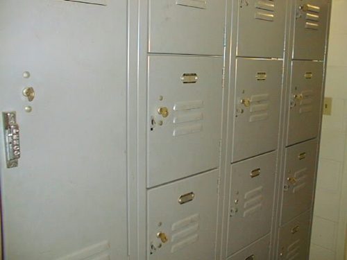LOCKER CLOSED